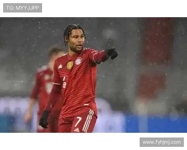 格纳布里：拜仁气氛如20年三冠时